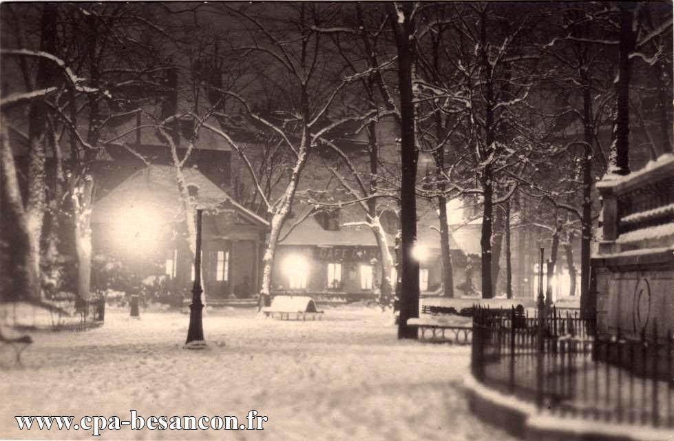 BESANÇON - Effets de neige à Granvelle